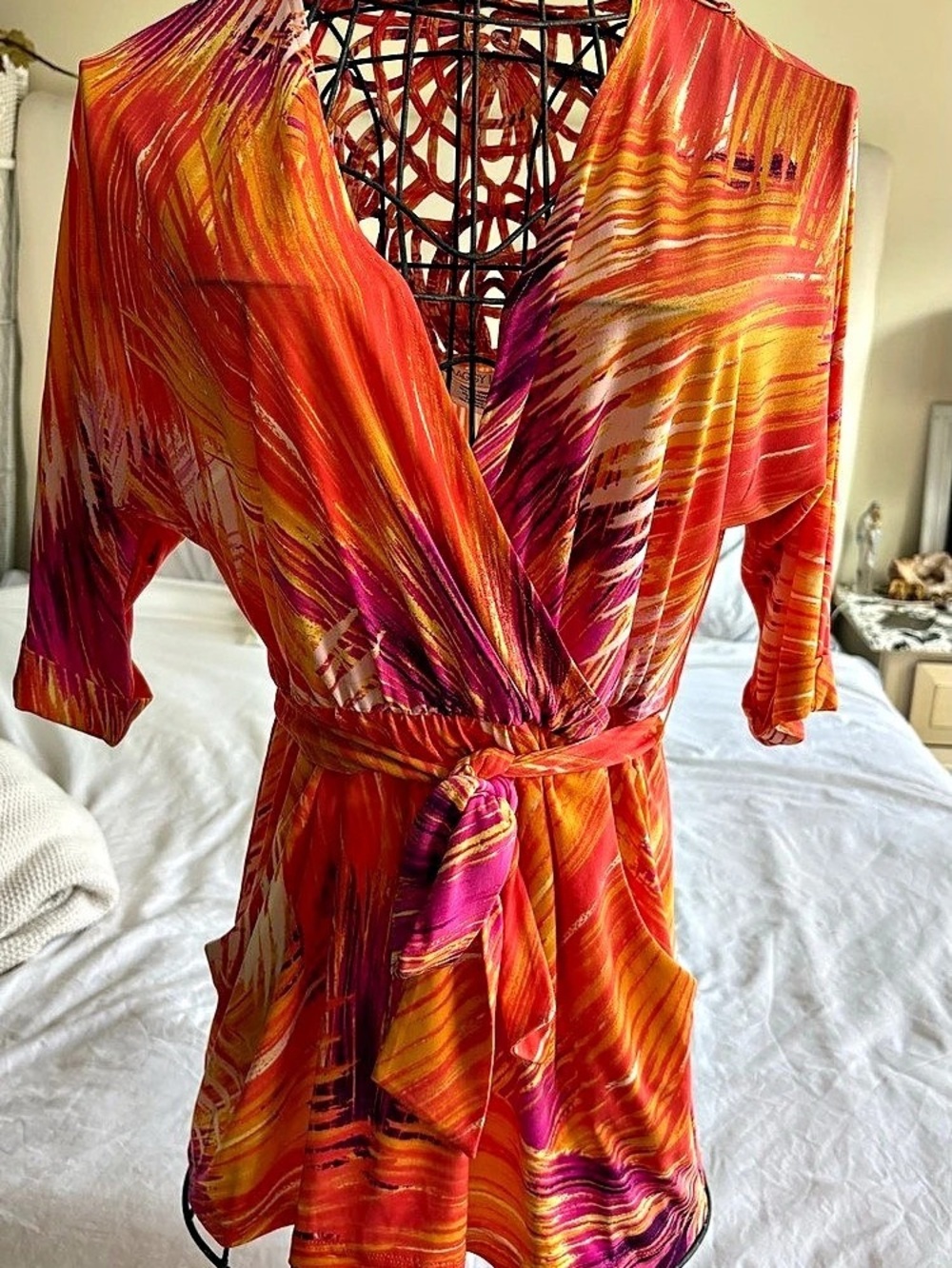 Maggy London Abstract Print Mini Dress Size 6 Like New